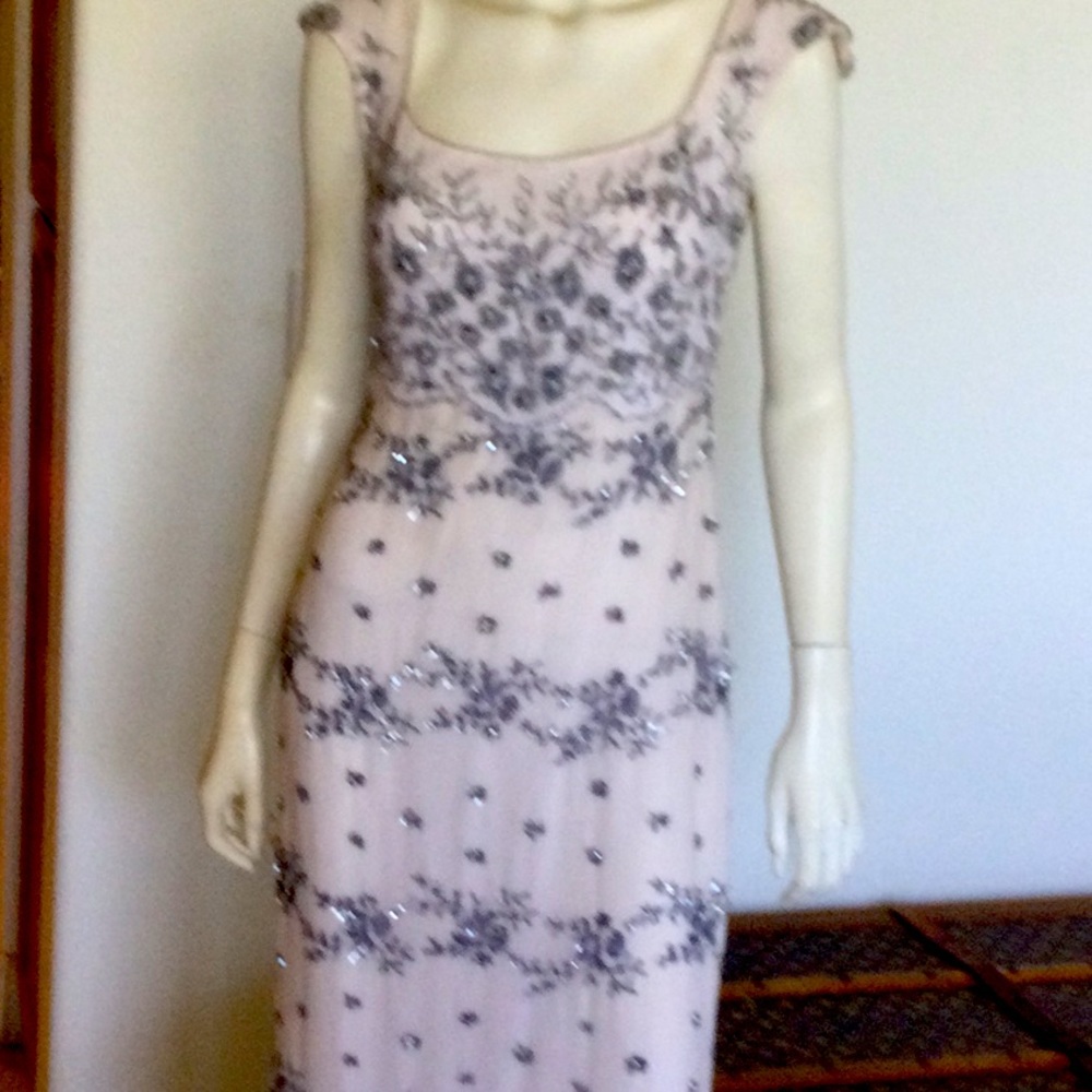 Badgley. Mischka size8 silk gown
